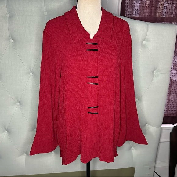 3/$20 💥 Indigo Moon Red Tunic Top Lagenlook Bell Sleeve Button Front Collared - Picture 15 of 16